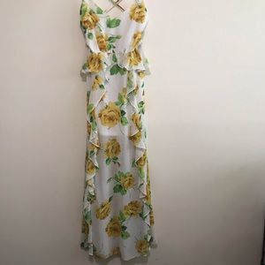WORN ONCE☝🏼LIKE 🆕 Dress Floral Print Ruffled Maxi 👗